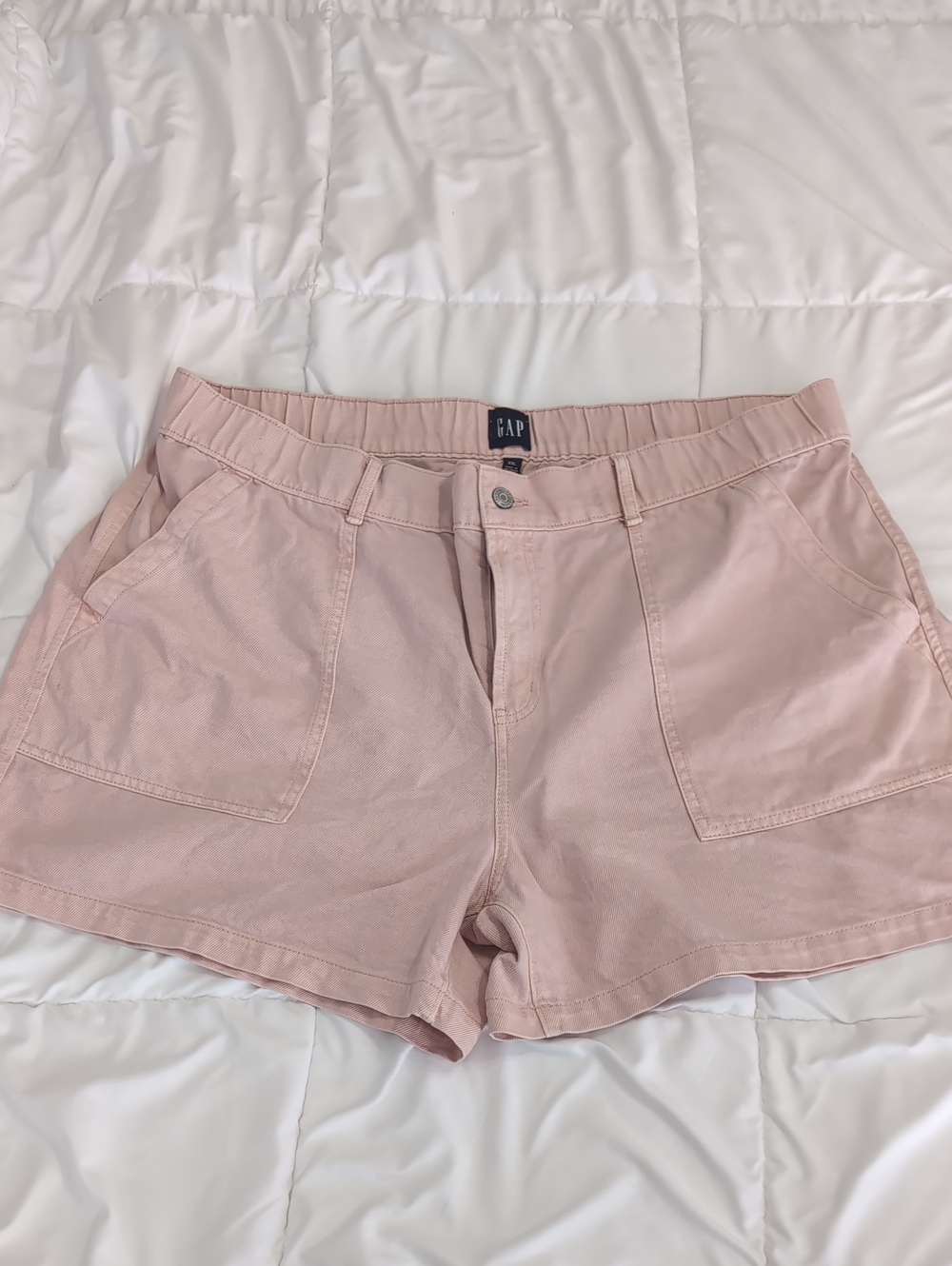 GAP Women's Soft Blush Utility Shorts